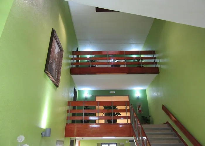 Quality Inn & Suites Near Six Flags East