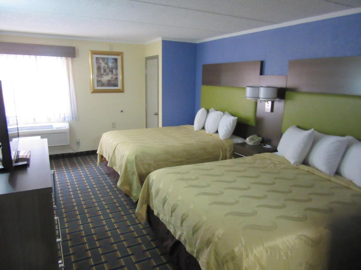 Quality & Near Six Flags East 2*